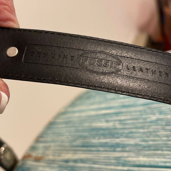 Vintage Fossil Women’s Leather Silver Scrollwork Belt - Picture 9 of 9